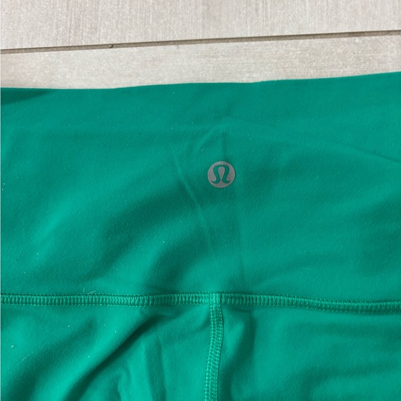 Lululemon Athletica Vibrant Teal Leggings size 6 - Picture 4 of 5